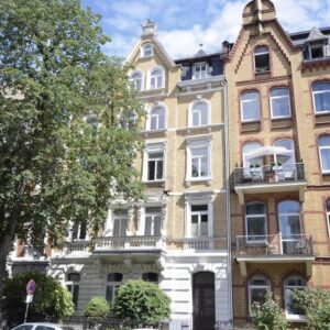 Altbau-Traum in der Südstadt - WG geeignet