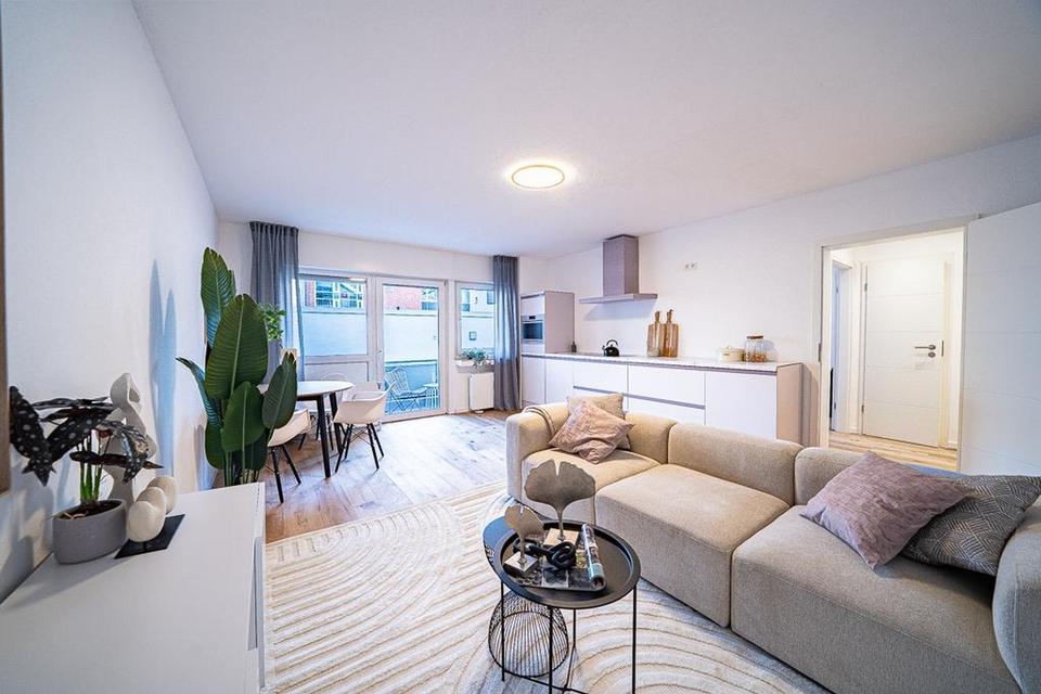 Altstadt-Süd in Köln: Frisch sanierte Wohnung im Erstbezug inklusive eigenem Stellplatz – Bild 2