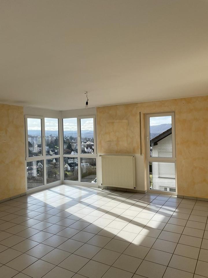 Attraktive 3-Zimmer-Wohnung in bevorzugter Höhenlage mit unverbaubarer Fernsicht – Bild 6