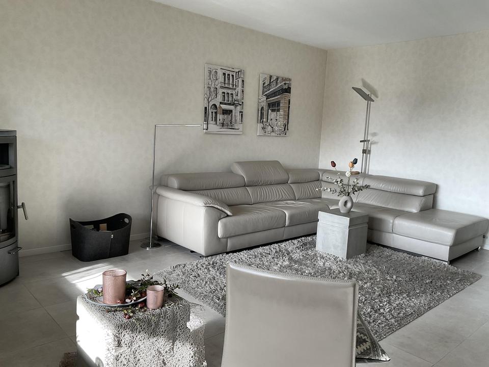 Top gepflegtes, freistehendes Ein- bis Zweifamilienhaus – Bild 9