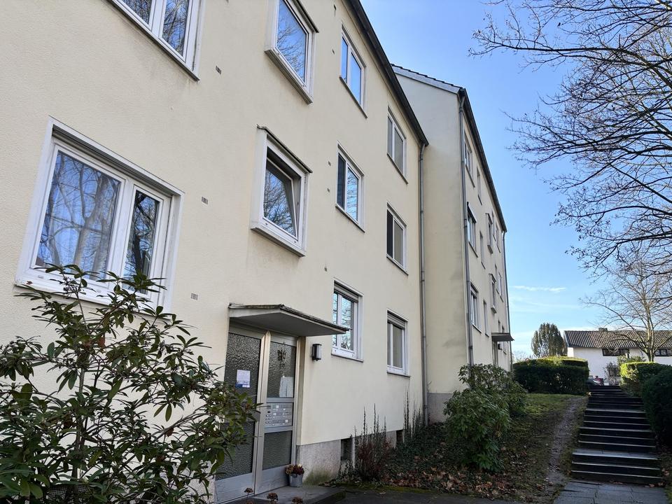 Renovierte 3-Zimmer-Wohnung mit Balkon im 2. OG in Plittersdorf