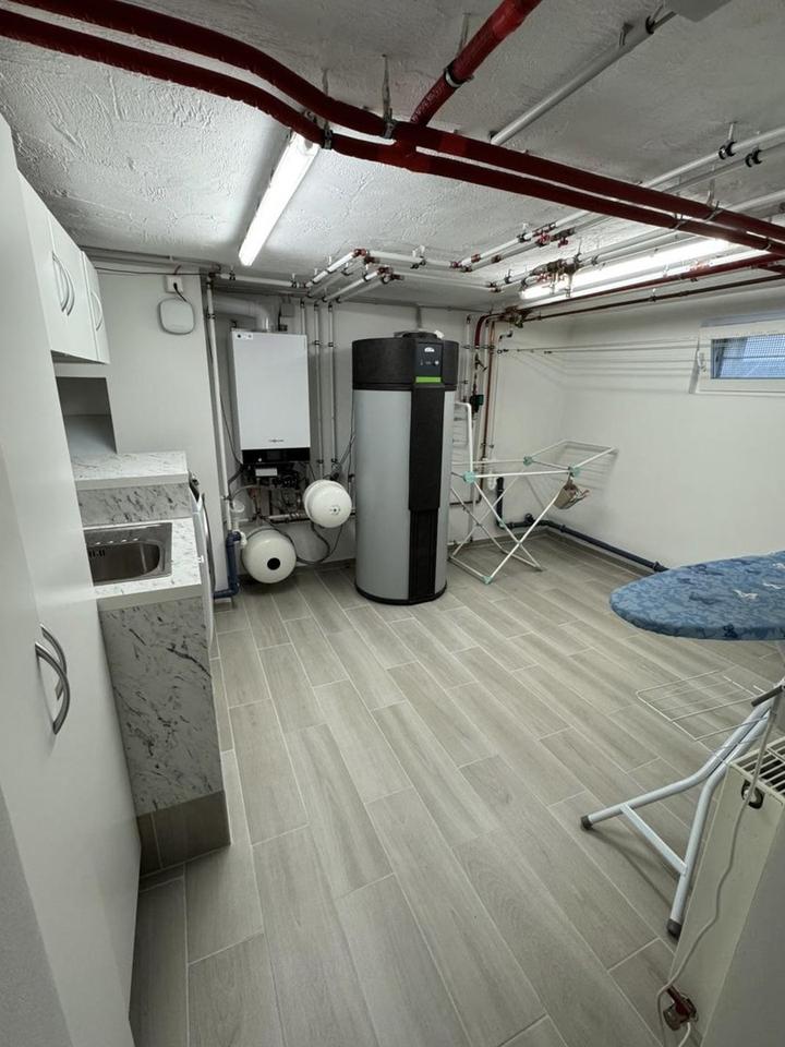 Kernsaniertes Reihenendhaus mit 2 Garagen – Bild 26