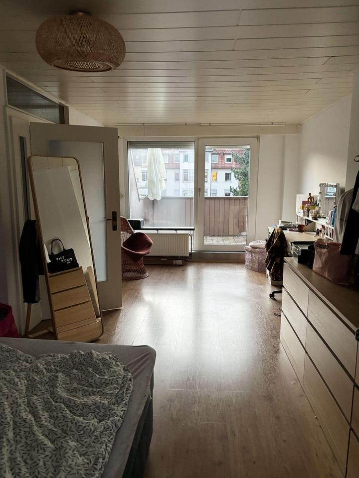 Dachgeschoss-Juwel in Osnabrück – 2 Zimmer auf 90 m² – Bild 12