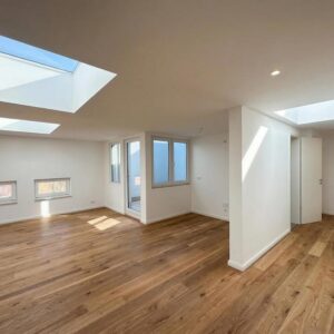 Dachgeschosswohnung mit Loggia