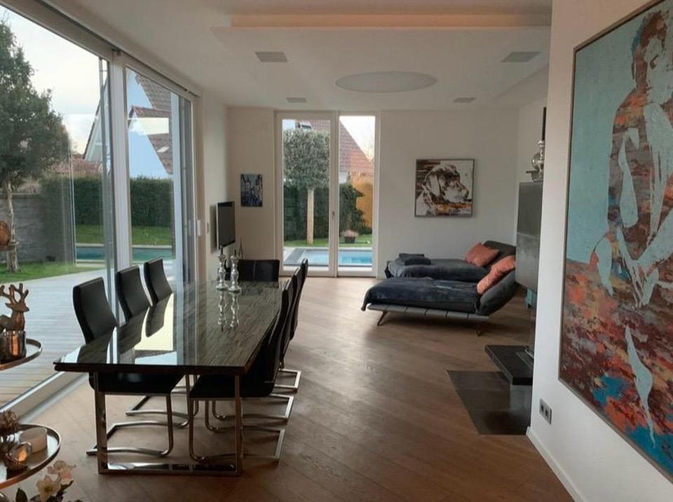 Exklusive Villa mit Lifestyle Konzept – Bild 4