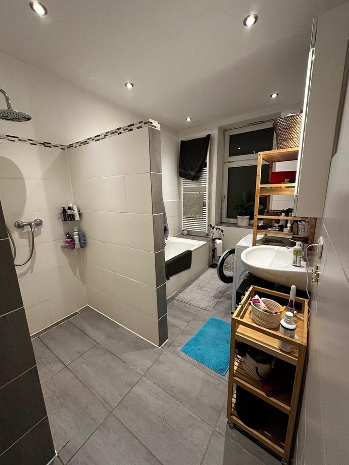 Großzügige 4 Zimmer Wohnung, 120qm frisch saniert – Bild 6