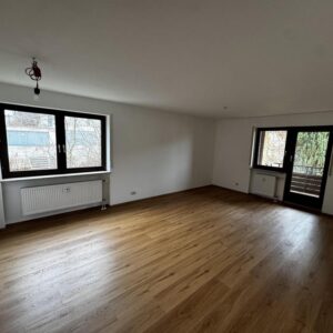 Helle 2,5-Zimmer Wohnung im 2. OG mit Balkon in Blaustein