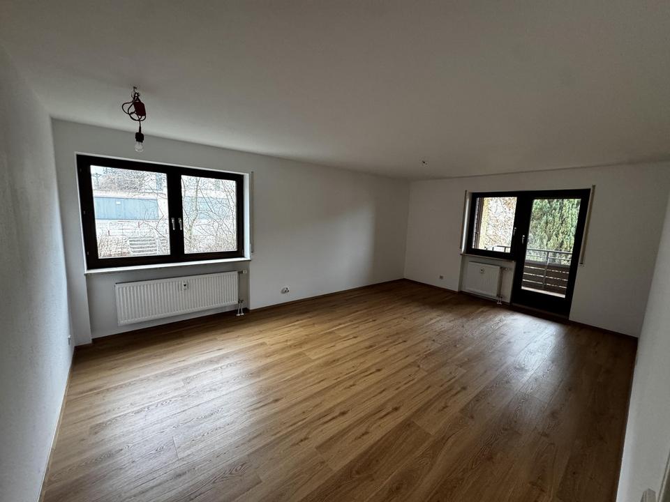 Helle 2,5-Zimmer Wohnung im 2. OG mit Balkon in Blaustein