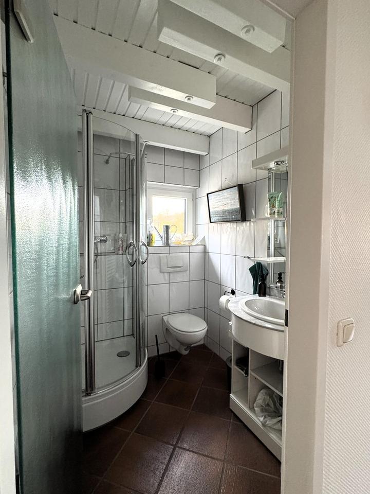 Top gepflegtes Reihenendhaus mit viel Platz und Traumgarten in ruhiger Lage – Bild 16