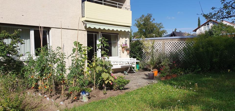 DHH mit großem Garten in Freiburg St. Georgen – Bild 2