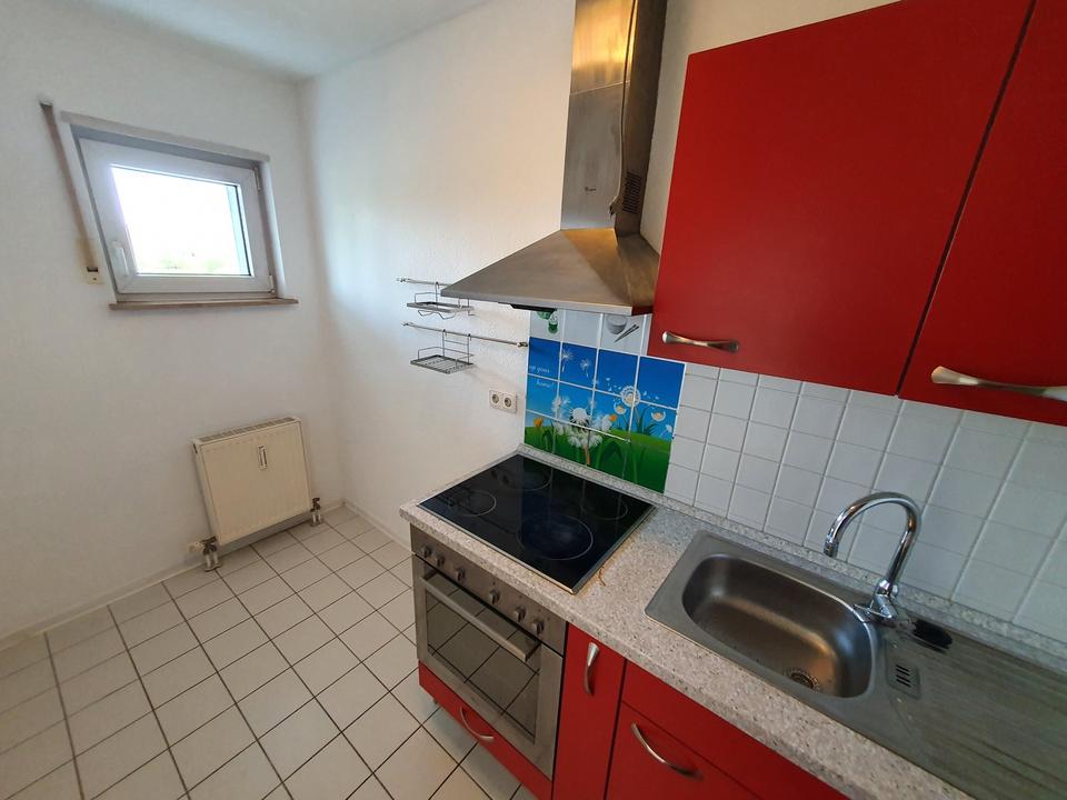 Große 1-Zimmer Wohnung mit separater Küche, großem Balkon und Lift – Bild 10