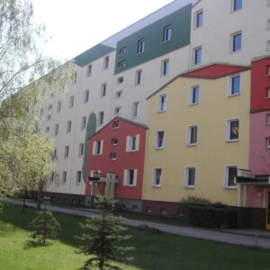 Renovierte 4 Zi.-Whg mit Balkon u. EBK, Pilzheide in Walddrehna