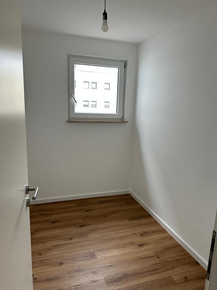 Großzügige 3,5-Zi-Wohnung mit Balkon & Aufzug – 89 m² – provisionsfrei – sofort frei – Bild 7