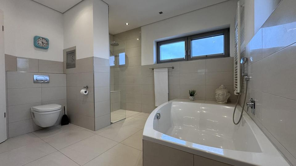 Luxuriöses Einfamilienhaus mit 7 Zimmern in Hilpoltstein – Bild 11