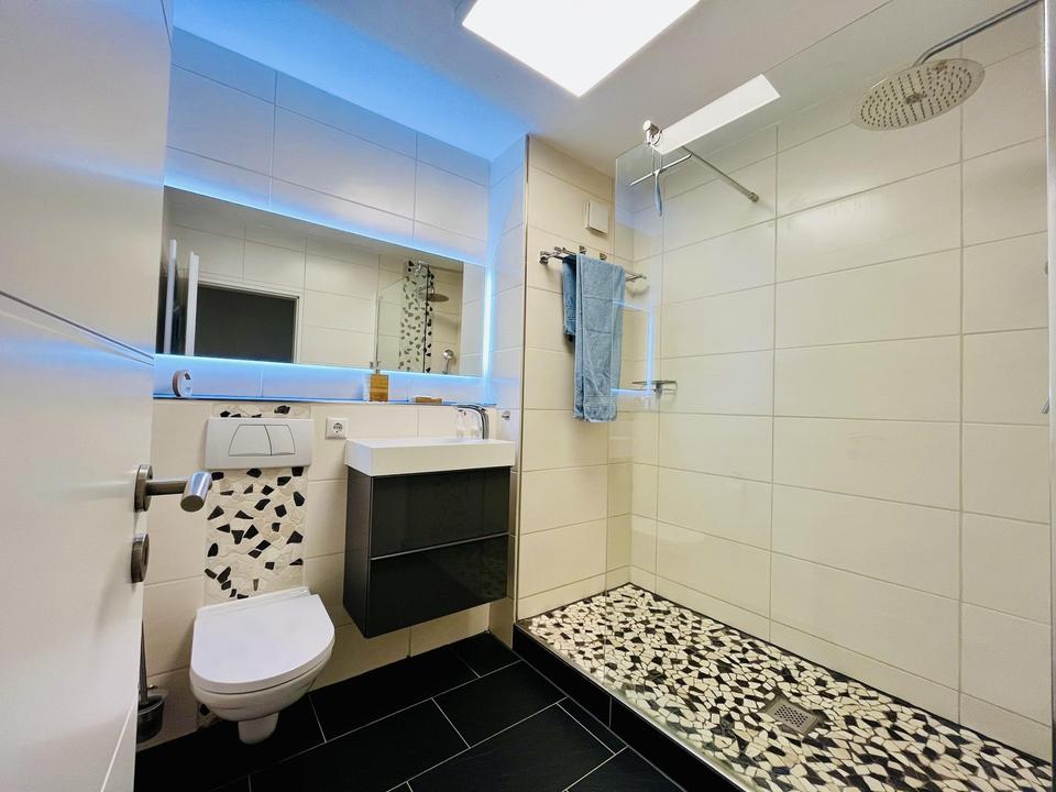 105 m² Wohn-/Nutzfläche – Gartenwohnung mit Sauna, 40 m² Hobbyraum & TG – Bild 10