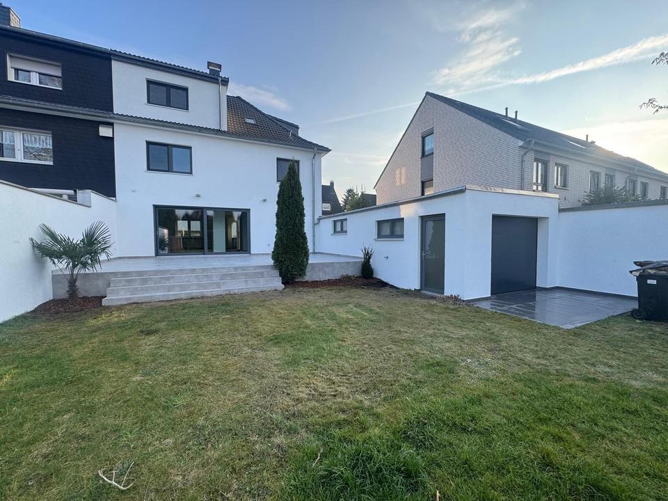 Leverkusen Waldsiedlung Hell Modern 6-Zimmer Bezugsfertig