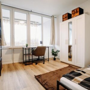 Exklusive helle-WG nach Komplettsanierung – Erstbezug in traumhafter Lage von München-Bogenhausen