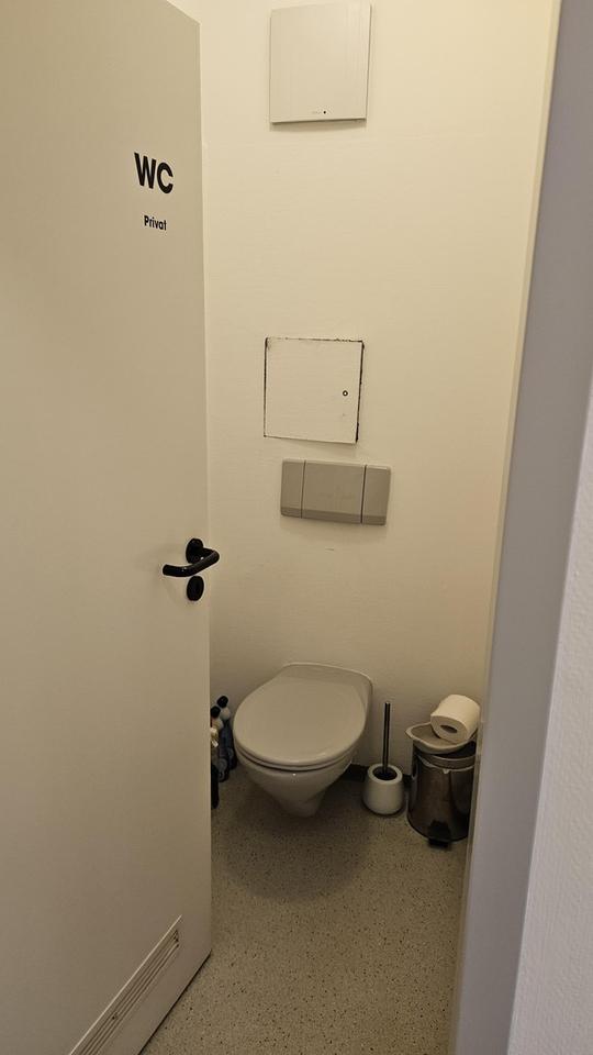 Praxis/Geschäftsräume im Erdgeschoss – Bild 12