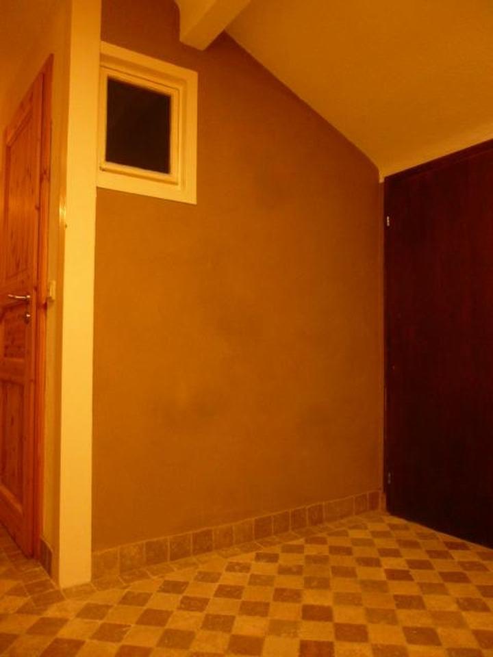 Charmante 2-ZKB mit Holzdielen, Freisitz und Innenhof – Bild 8