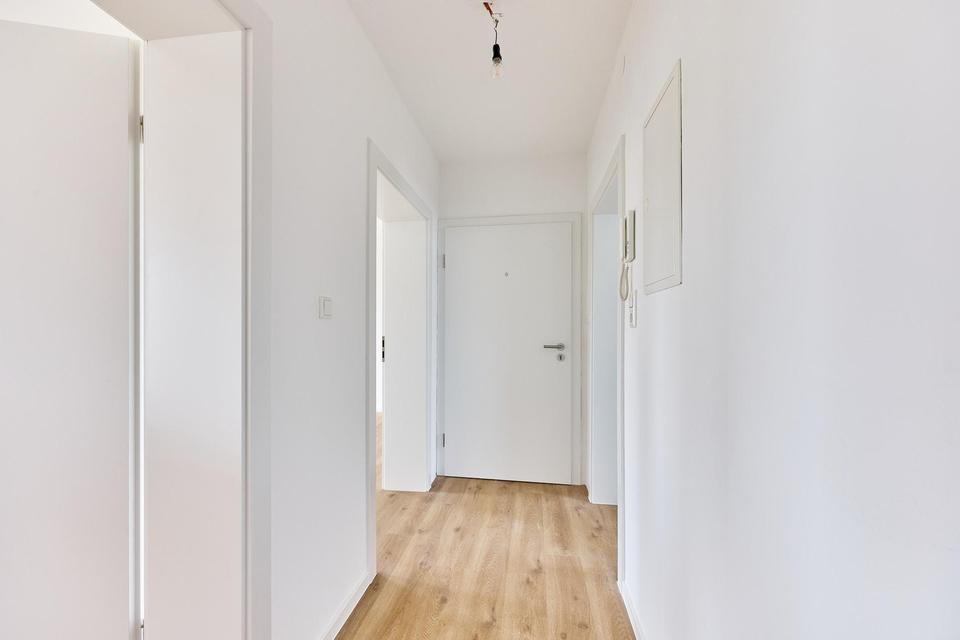 Helle kernsanierte 2,5-Zi.-Whg. in mit sep. Küche und Fensterbad - WG - tauglich – Bild 3