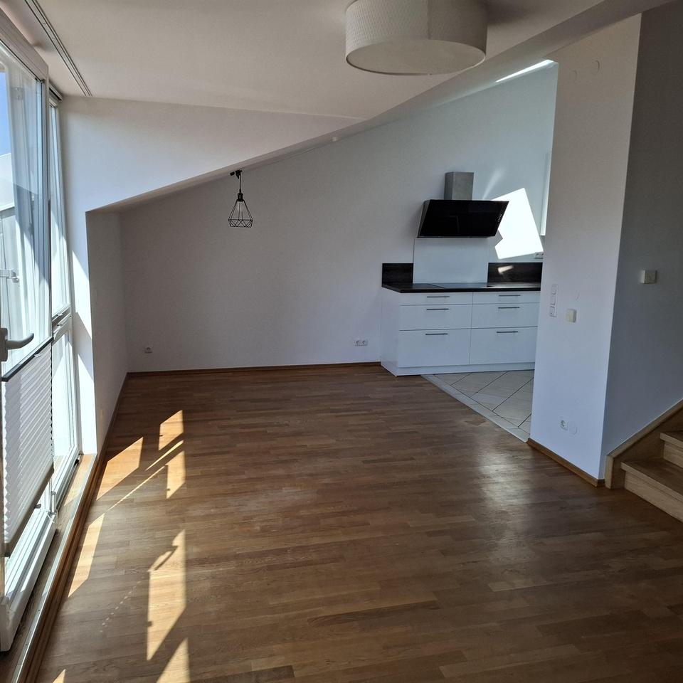 sonnige, provisionsfreie 3 Zi. Dachterrassenwohnung Split-Level – Bild 4