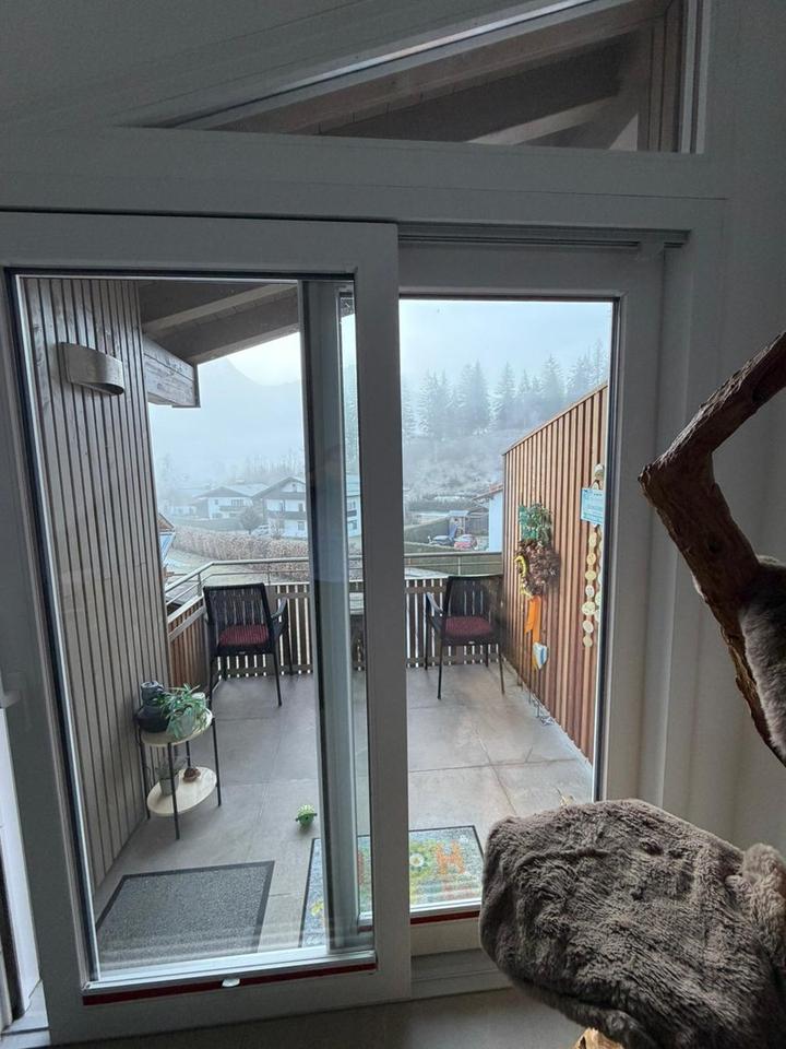 Dachgeschosswohnung in Premiumlage mit Panoramablick – Bild 9