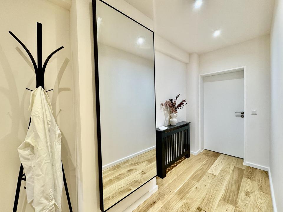 Leerstehende 2-Zimmer-Wohnung mit Balkon: Erstbezug nach Modernisierung im Herzen Düsseldorfs! – Bild 2