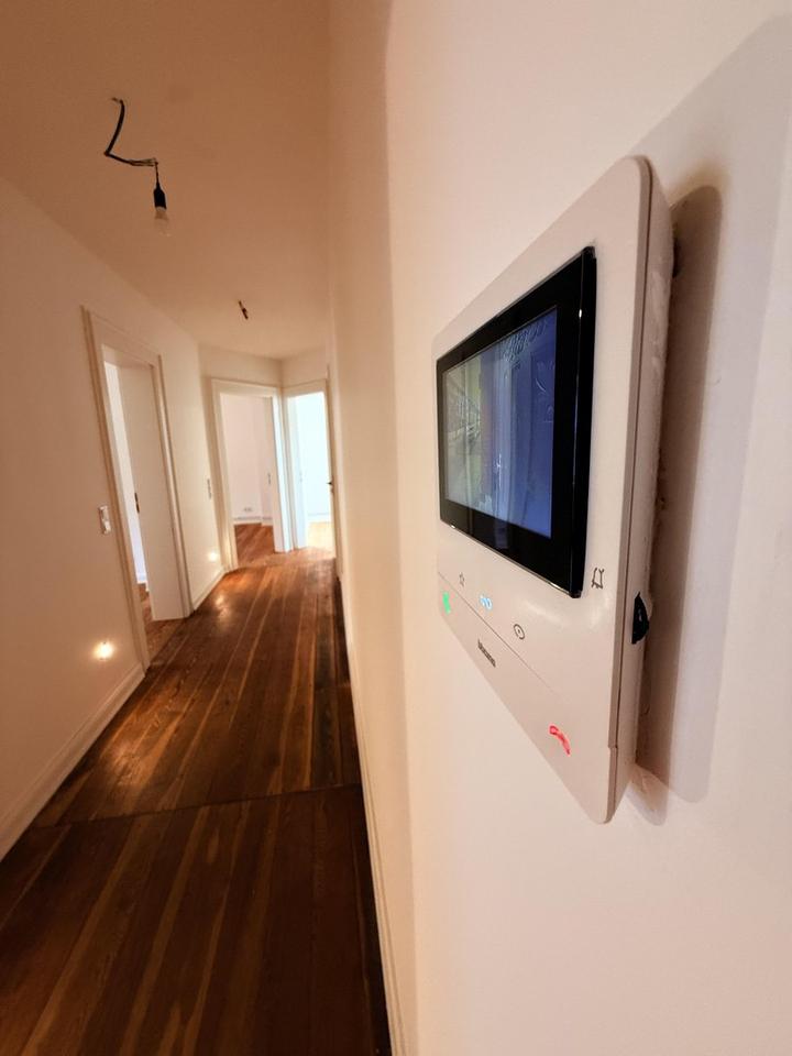 Charmante Altbauwohnung neu interpretiert – 3 Zimmer, Aufzug & hochwertiger Sanierungsstandard – Bild 10