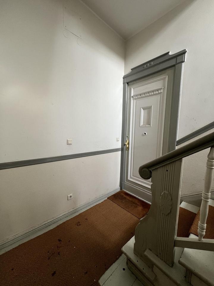 Wunderschöne 4-Zimmer-Altbauwohnung mit Garten nahe Rüdesheimer Platz – Bild 6