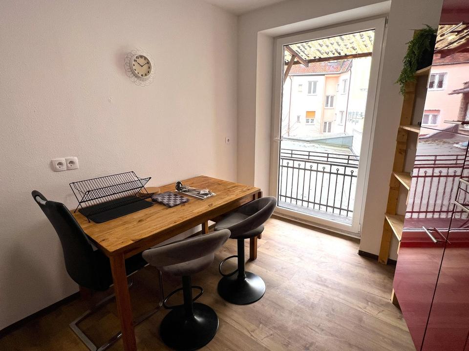 4 freie WG-Zimmer, frisch renoviert und neu möbliert in zentraler Lage am Plärrer – Bild 7