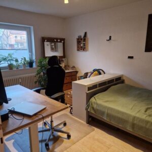 Helle Erdgeschosswohnung mit Gartenparadies – Ideal für Tierfreunde!