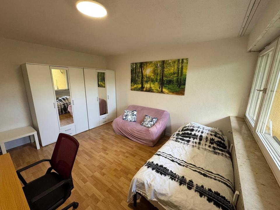 Helles, vollmöbliertes WG-Zimmer (17 m²) mit Terrasse | 2er-WG | S-Bahn-nah | Nürnberg Ost