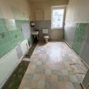 5 Monate keine Miete! Sanierungsbedürftige 3 Zimmer Wohnung zum selbst renovieren!