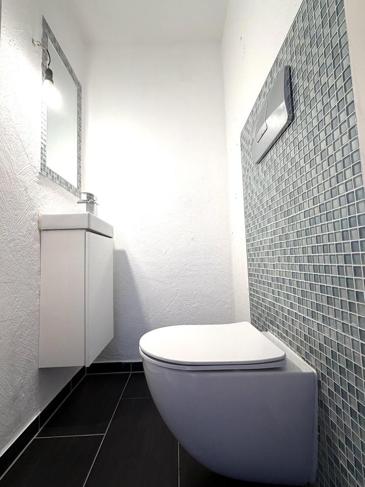 Modernes, großes, vielseitiges Haus inkl. Garage * in Kordel – Bild 10