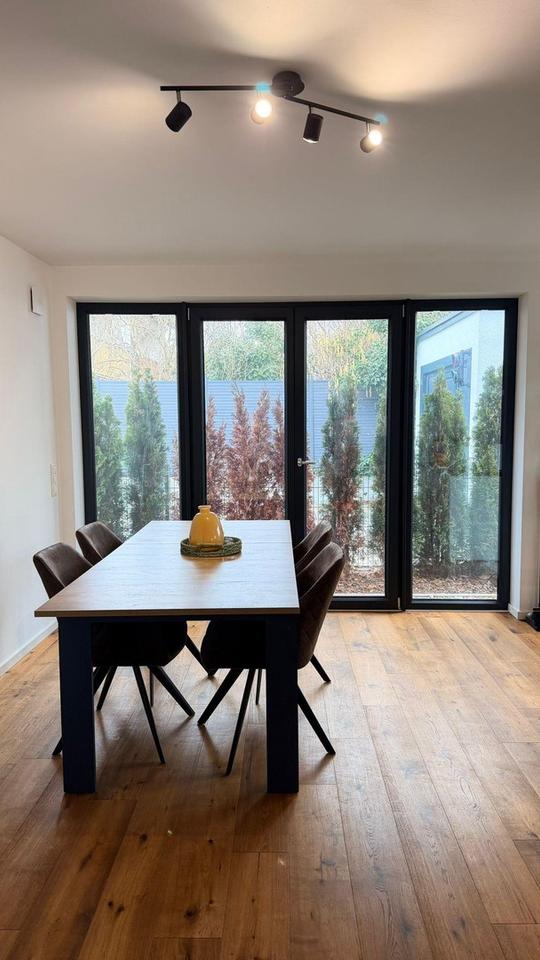 Helle 2-Zimmer-Erdgeschosswohnung mit Garten – Bild 4