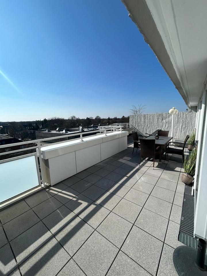 Penthouse mit großer Dachterrasse, Erstbezug nach Sanierung, inkl. TG-Stellplatz, ohne Courtage – Bild 12