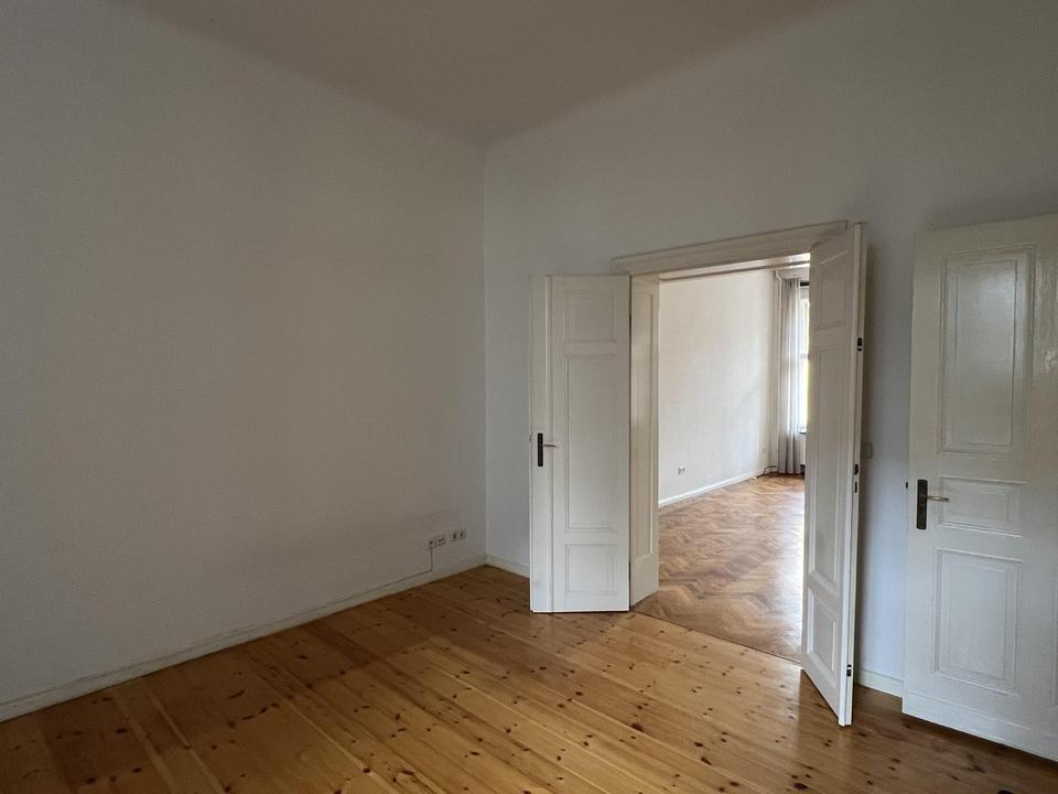 Wunderschöne 4-Zimmer-Altbauwohnung mit Garten nahe Rüdesheimer Platz – Bild 9