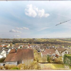 Freistehendes Einfamilienhaus in Hanglage mit wunderschöner Aussicht über Neudenau-Herbolzheim