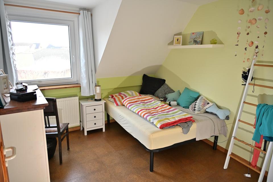 bezugsfertiger Familientraum am Einfelder See (5-6 Zi) – Bild 9