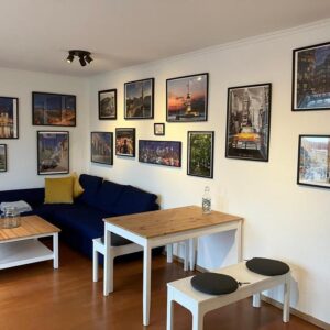 Helle 3-Zimmer Maisonette-Wohnung in Bockenheim (vollmöbliert und mit Einbauküche)