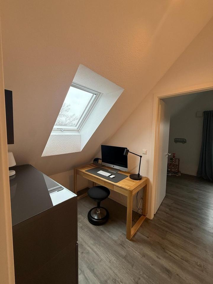 Moderne 4-Zimmer-Maisonettewohnung mit Südbalkon – Bild 12