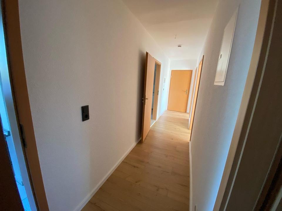 Renovierte Dachgeschosswohnung in ruhiger Lage – Bild 18