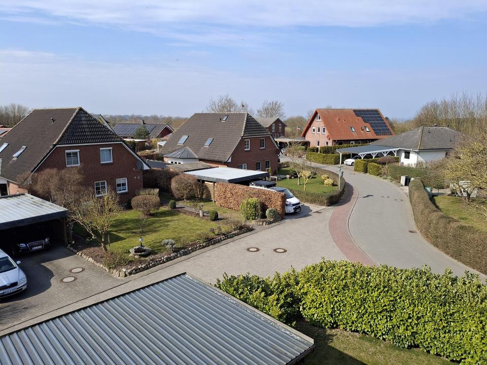 Nahe Ostsee: Gepflegte Doppelhaushälfte mit Kamin, Sauna und Doppelcarport – Bild 16