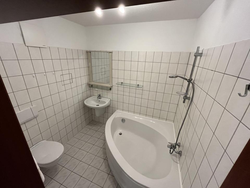 Moderne 1-Raum-Wohnung-frisch saniert – Bild 7