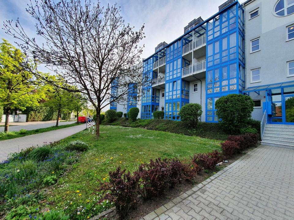 Große 1-Zimmer Wohnung mit separater Küche, großem Balkon und Lift – Bild 17