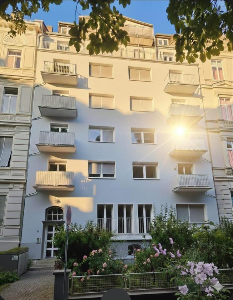 „Helle 2,5-Zimmer-Wohnung mit Balkon und Garten in zentraler Lage“ – Bild 25