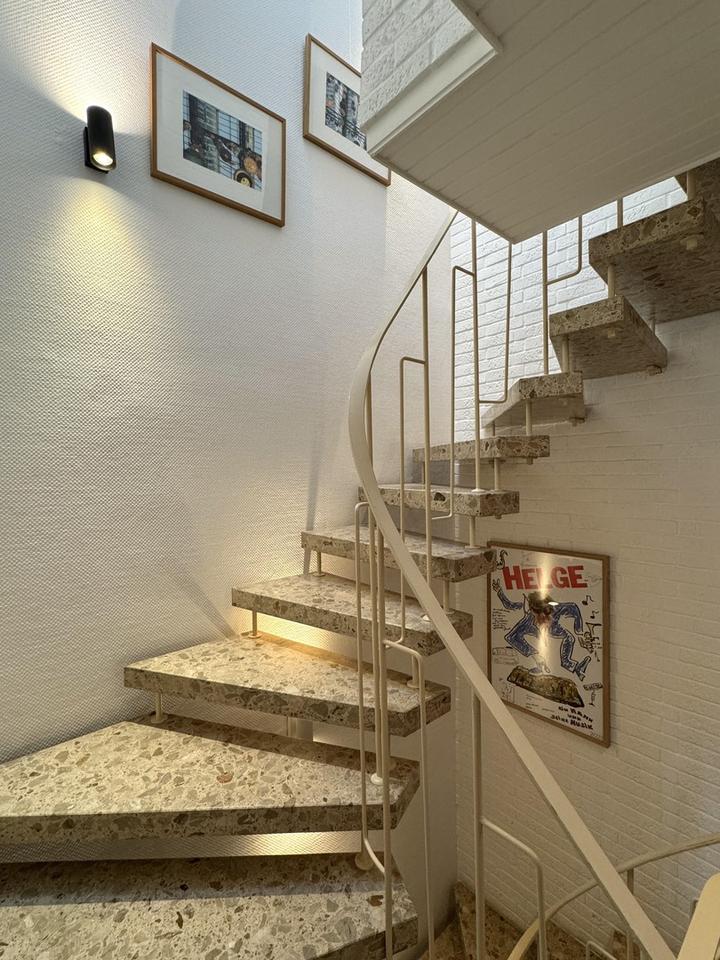 Top gepflegtes Reihenendhaus mit viel Platz und Traumgarten in ruhiger Lage – Bild 9