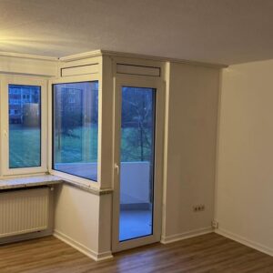 Frisch renoviert & sofort bezugsfrei – Charmante 1,5-Zimmerwohnung mit cleverem Grundriss im 2. OG!