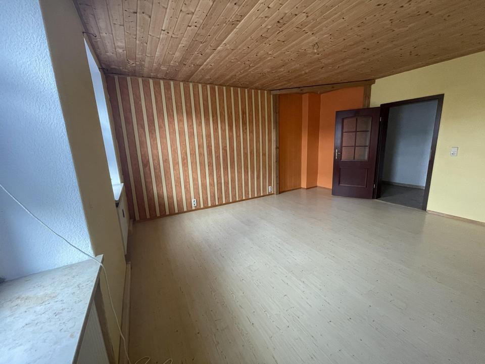 Gepflegtes Stadthaus mit Garten und Terrasse – Bild 30