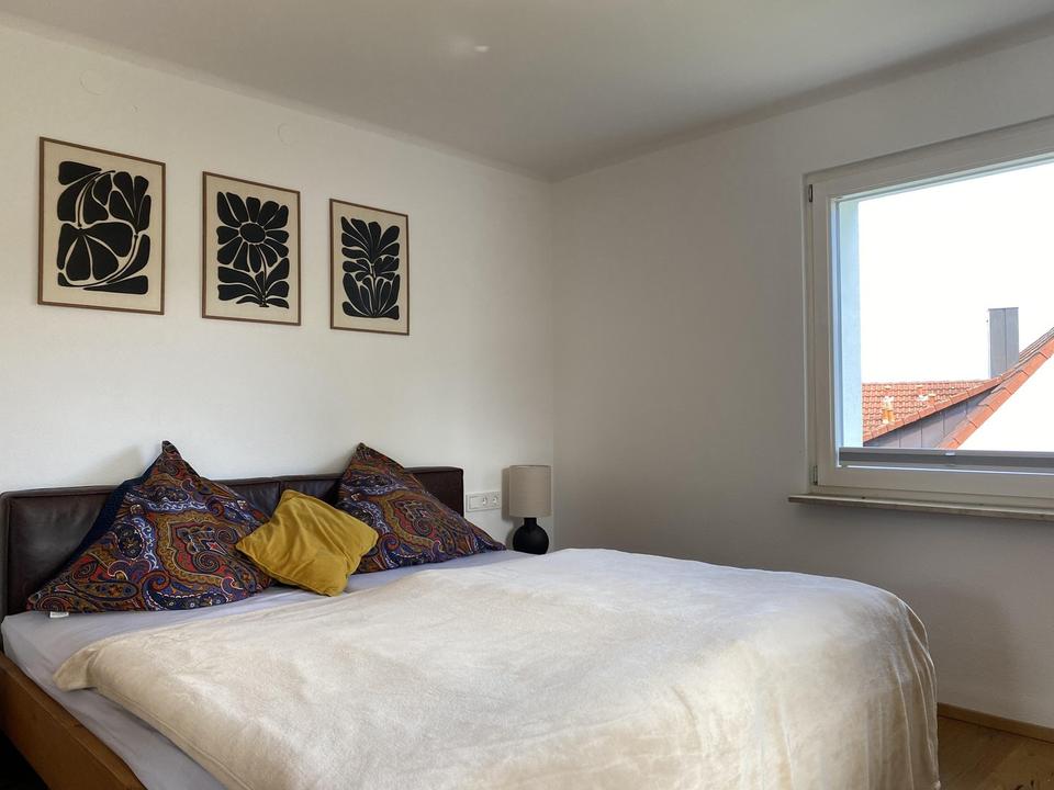 2,5-Zimmer-Wohnung (77 m²) mit traumhafter Aussicht – Bild 7